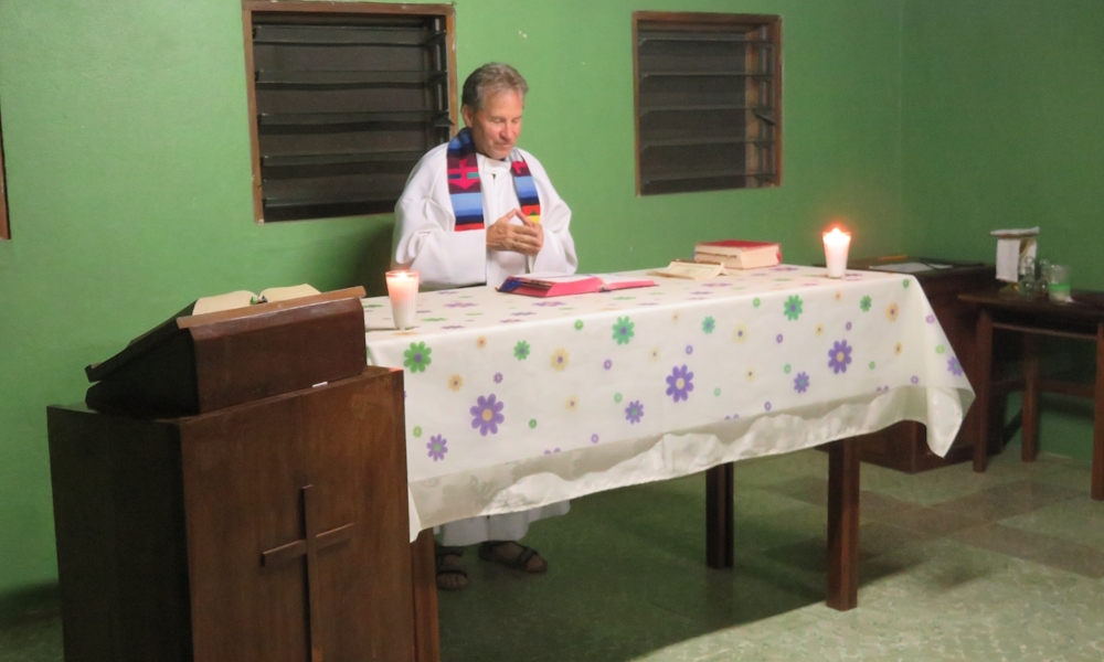 Oriundos del Centro de Texas sirven a enfermos en Belice 3