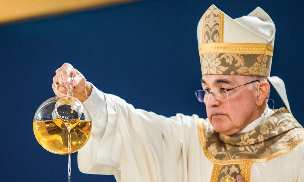 Chrism Mass Bishop Joe Vasquez 