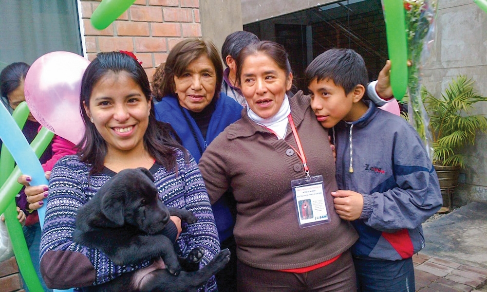 Misioneros llevan retiros más allá de las fronteras2