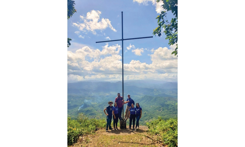 Seminarian brings Jesus to those in the mountains of Honduras 2