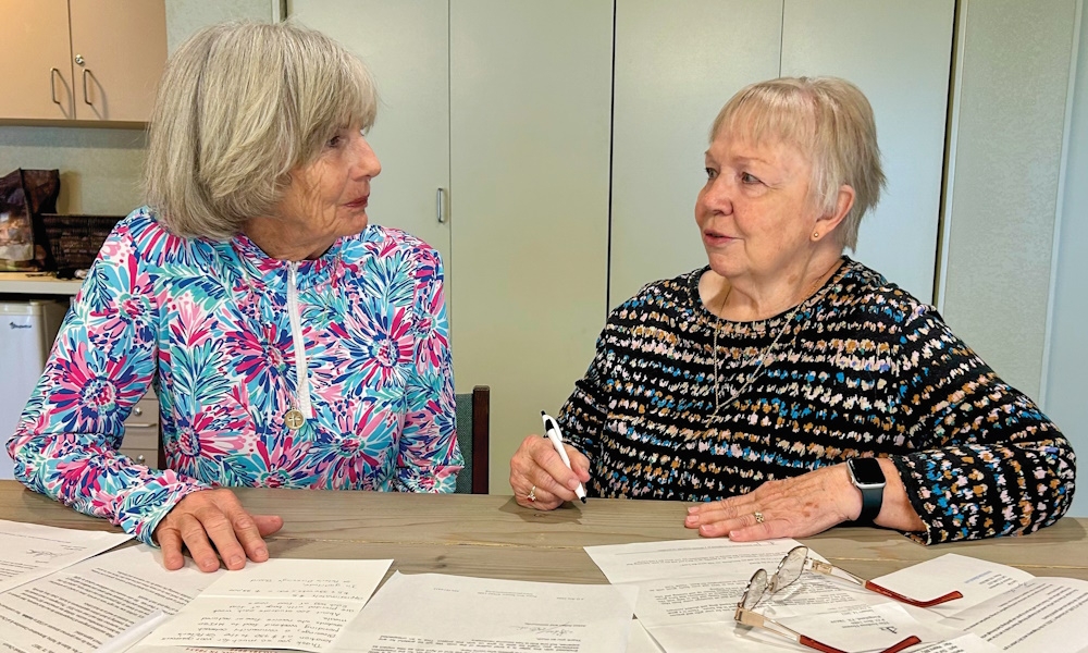 Local women win national award for benevolence activities 2