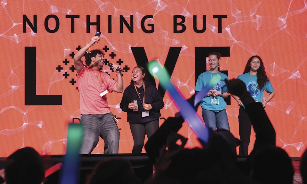 Message to teens: Jesus loves you 2