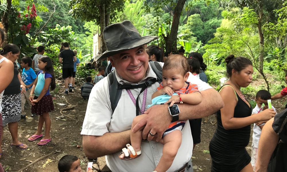 Round Rock couple seeks to help others, both near and far 2