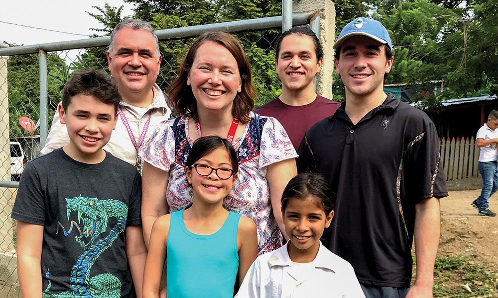 Round Rock couple seeks to help others, both near and far