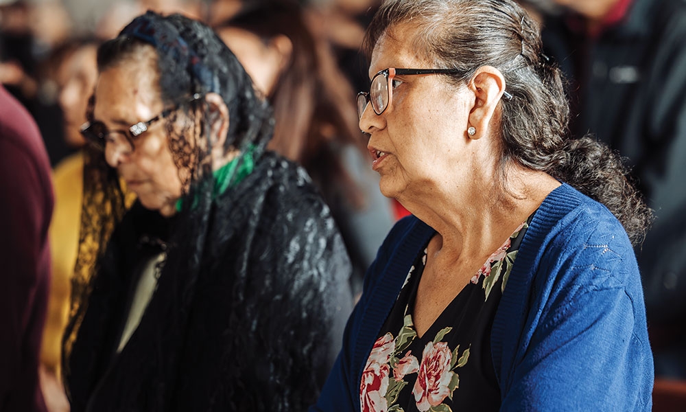 Sacred Heart en Elgin recibe una Nueva Iglesia 3