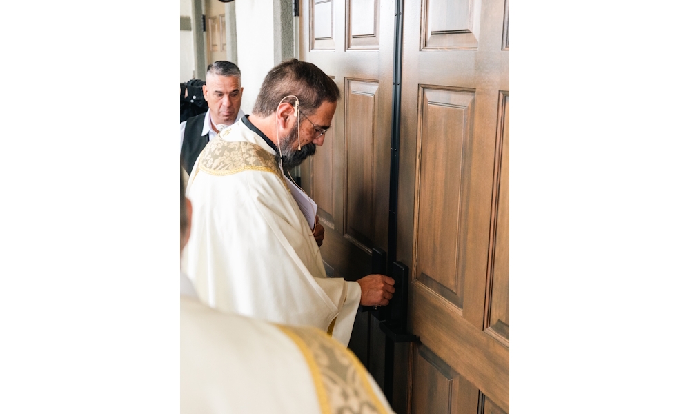Sacred Heart in Elgin dedicates its new sanctuary 2