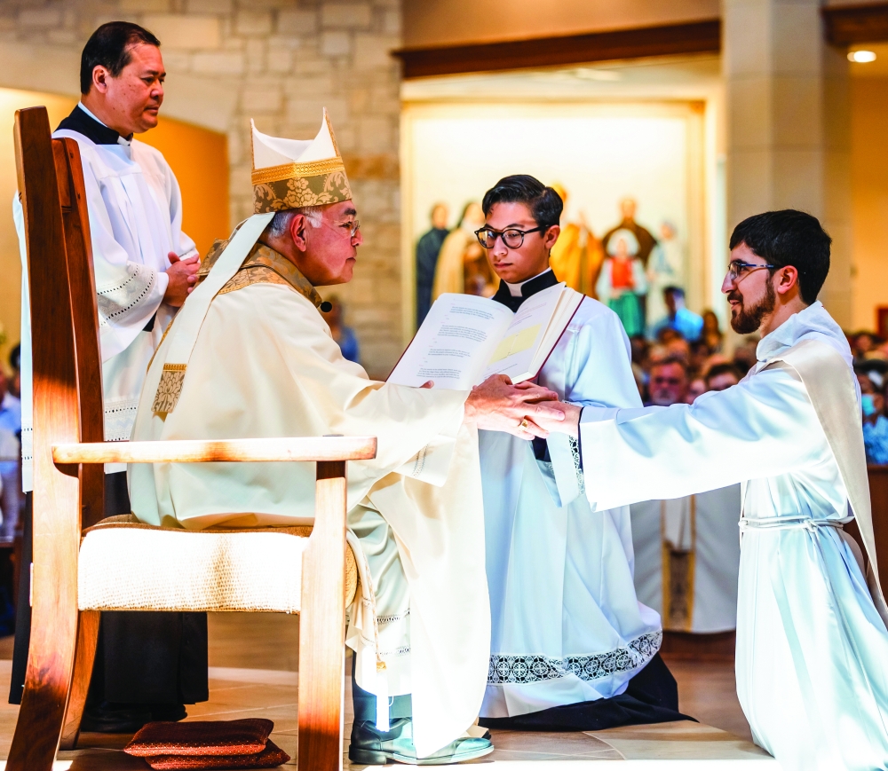 Oremos por más vocaciones sacerdotales y religiosas