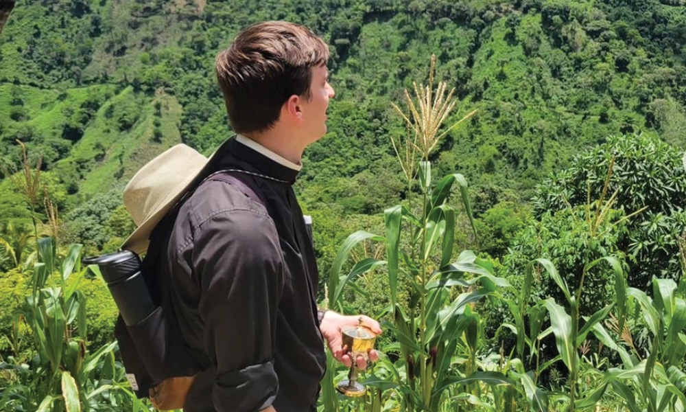 Seminarian brings Jesus to those in the mountains of Honduras